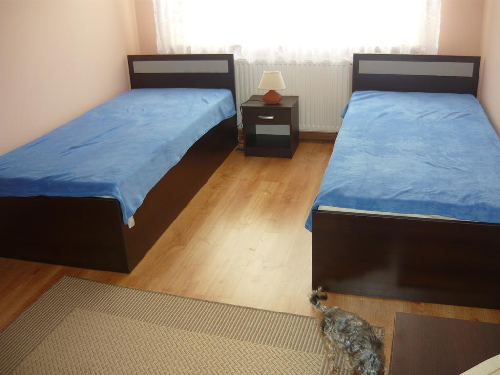 U Agi Apartment Nowogrod Ruang foto